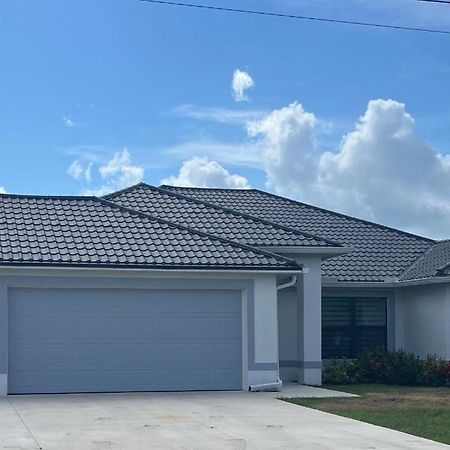 The Salt Life Get Away - Cape Coral, Florida Villa Bagian luar foto