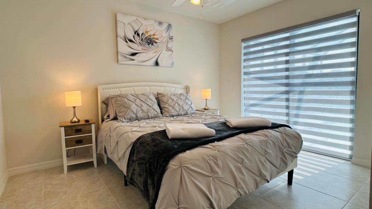 The Salt Life Get Away - Cape Coral, Florida Villa Bagian luar foto