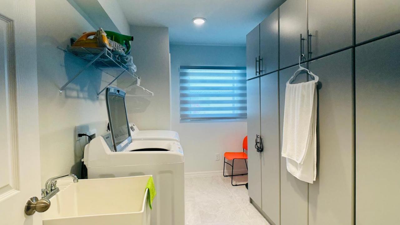 The Salt Life Get Away - Cape Coral, Florida Villa Bagian luar foto