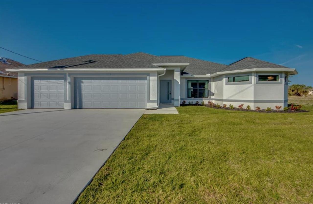 The Salt Life Get Away - Cape Coral, Florida Villa Bagian luar foto